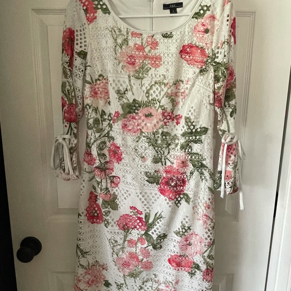 Women’s lace dress